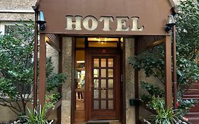 Hotel Adam
